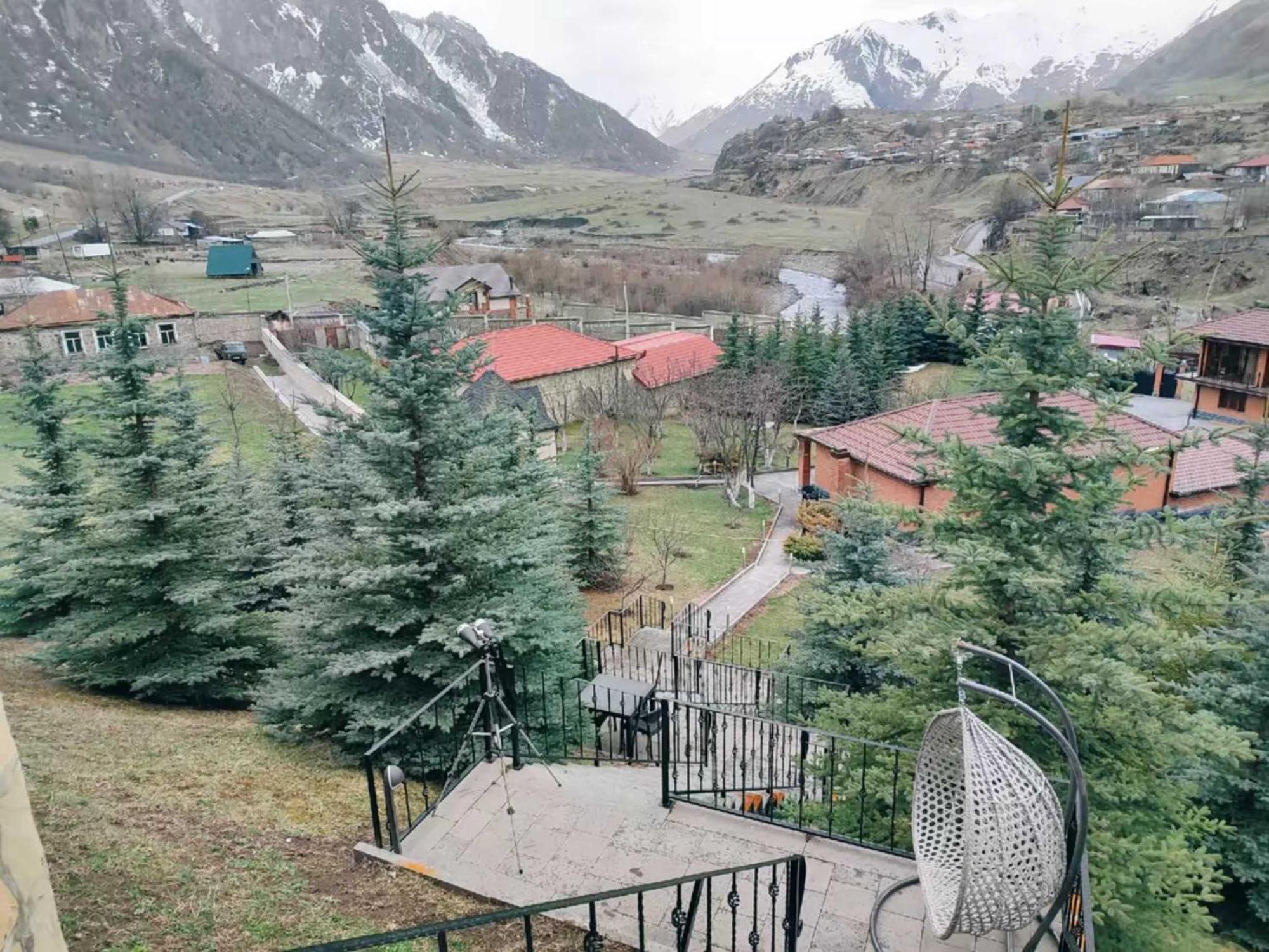 Vardisubani Villa Stepancminda Exteriér fotografie