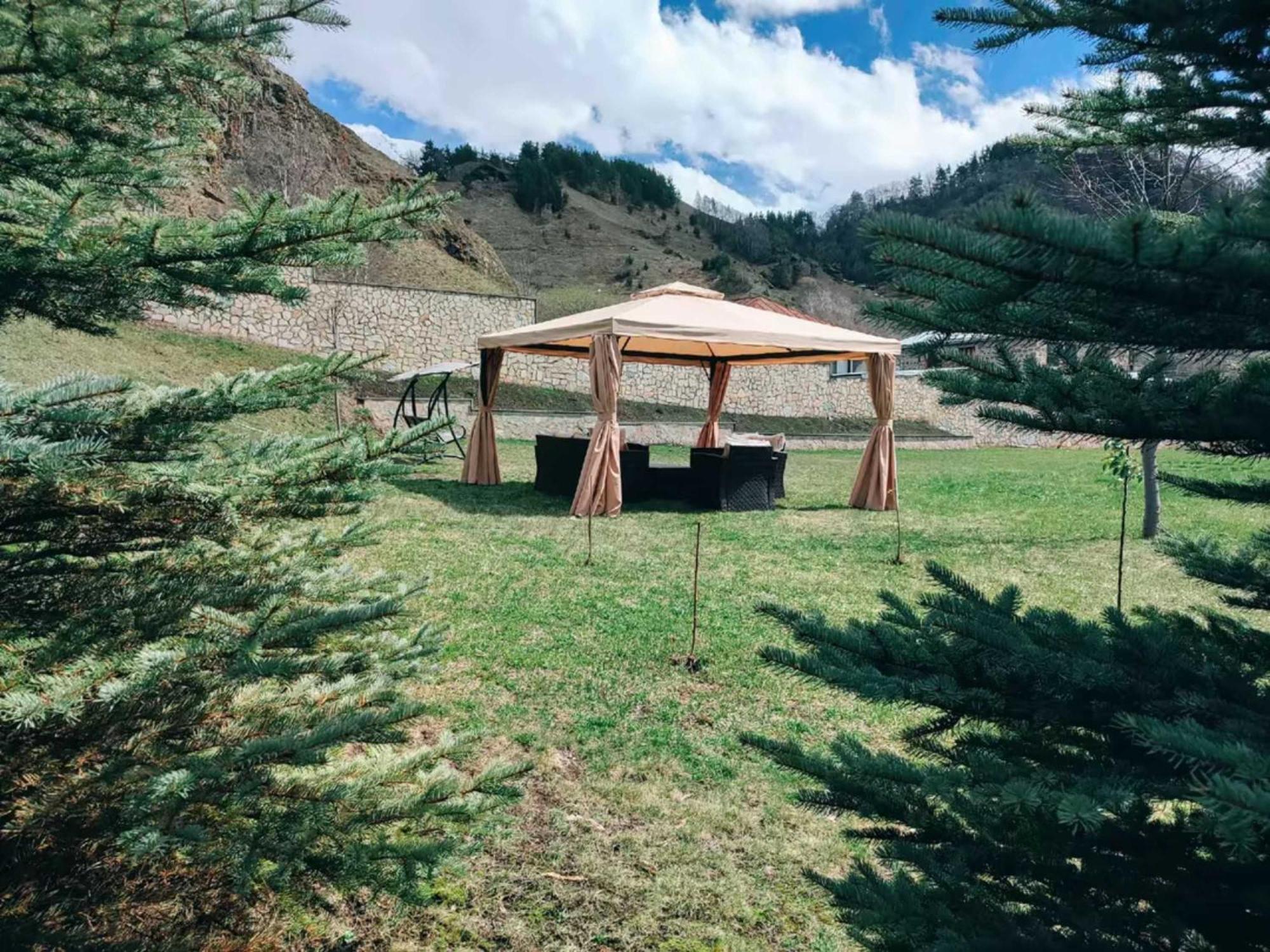 Vardisubani Villa Stepancminda Exteriér fotografie